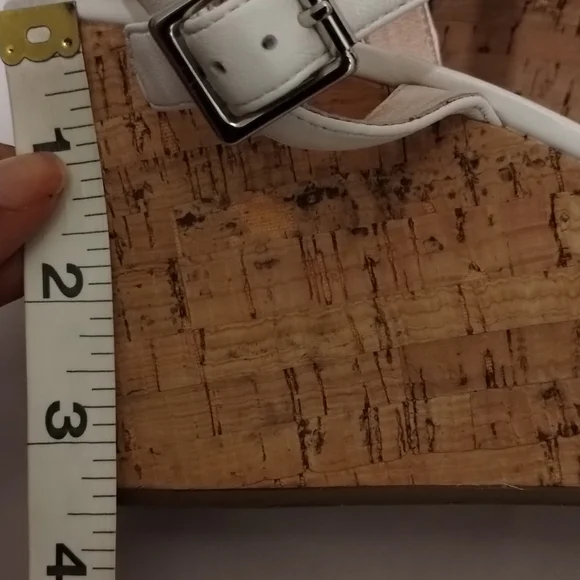 Kate Spade Tomas Sandals - Picture 16 of 16